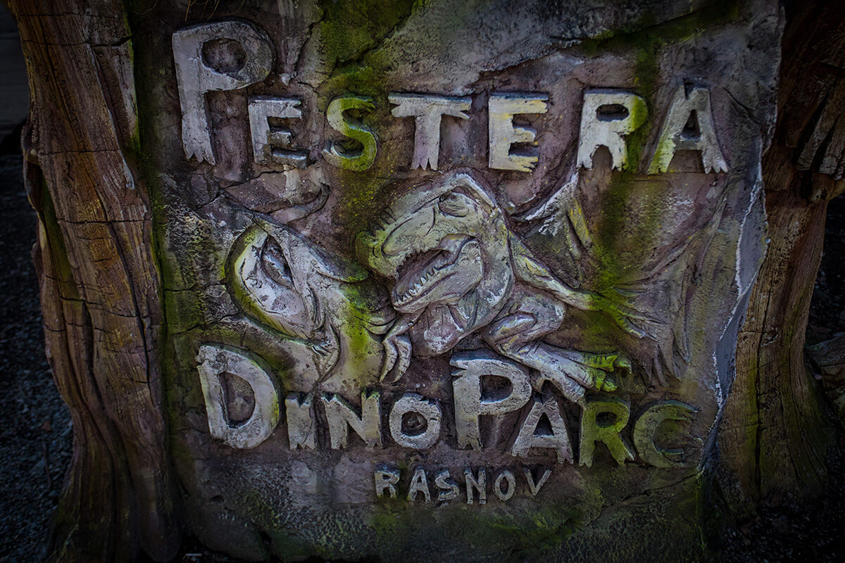 Peștera Dino Parc